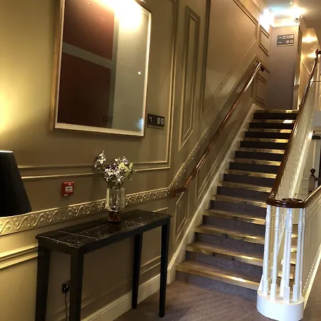 7, Centre 4* 더블린