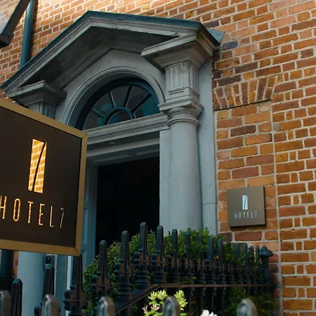 Hotell 7, Centre Dublin